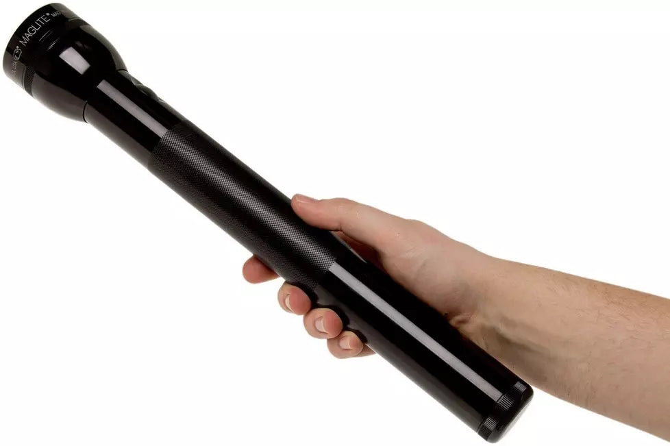 Maglite 01267 14 3/4 Inch Four D Cell Flashlights with Black Aluminum Construction