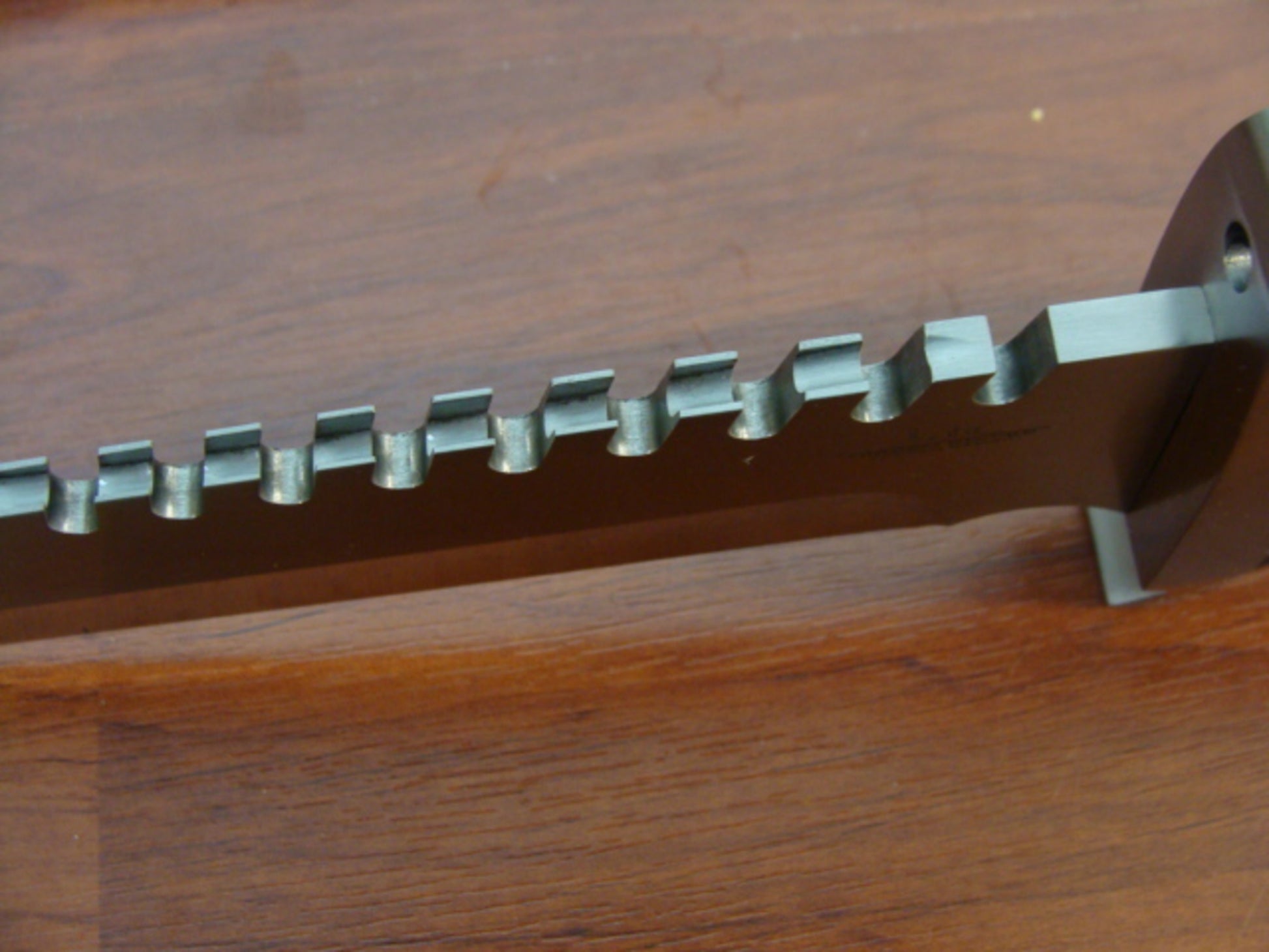 Hibben Survivor Bowie GH5026