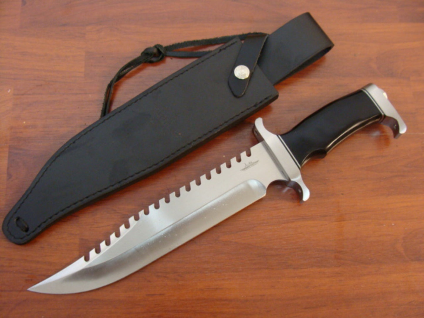 Hibben Survivor Bowie GH5026