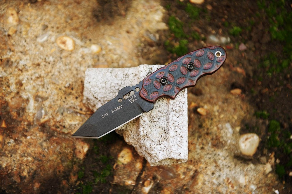 TOPS CAT Tanto Red and Black G10 203T-02