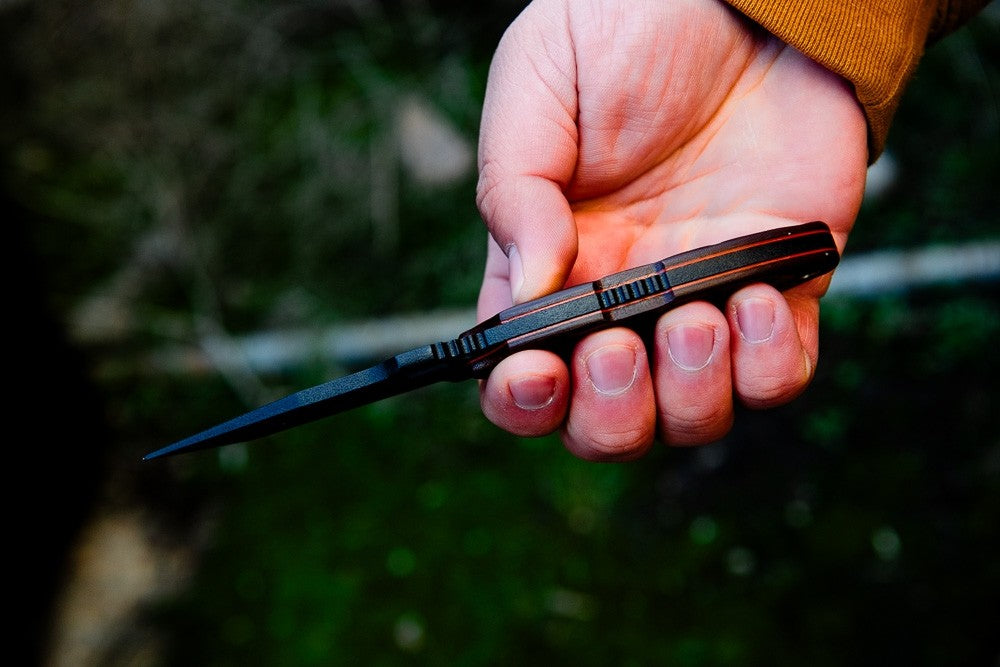 TOPS CAT Tanto Red and Black G10 203T-02