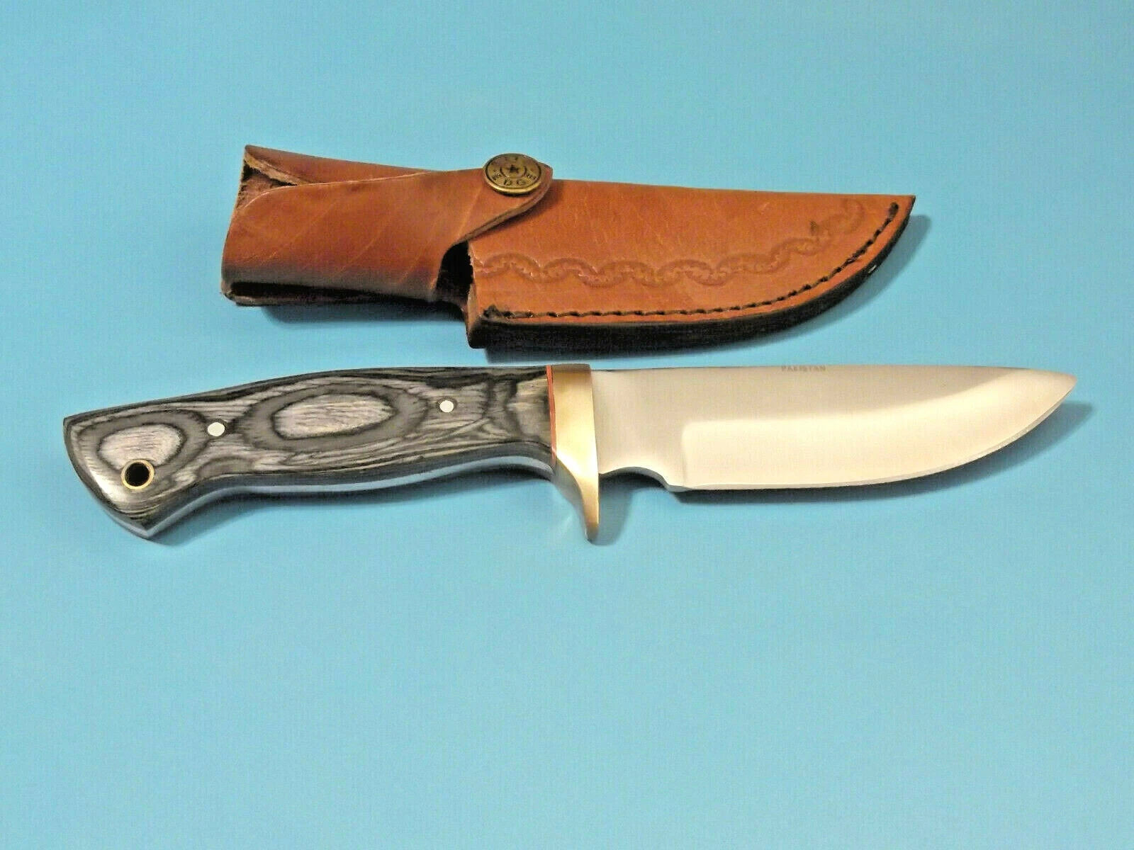 Pakistan 3361BK Black Pakkawood Hunter Drop Point
