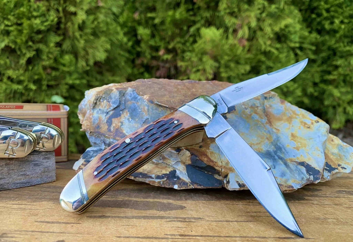 Rough Rider 2289 Copperhead Amber Jigged Bone
